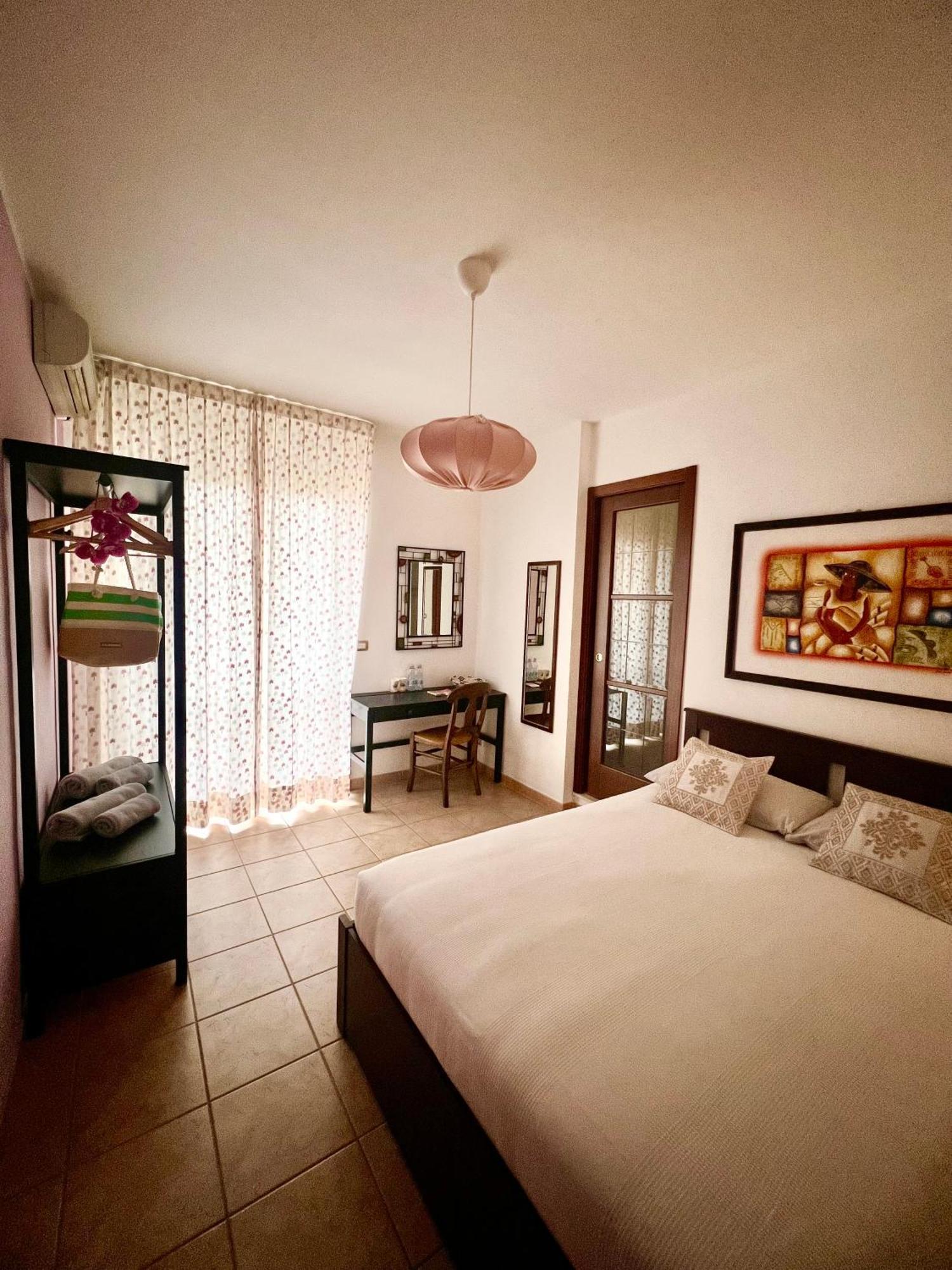 Sand'Ana House B&B Alghero Bagian luar foto
